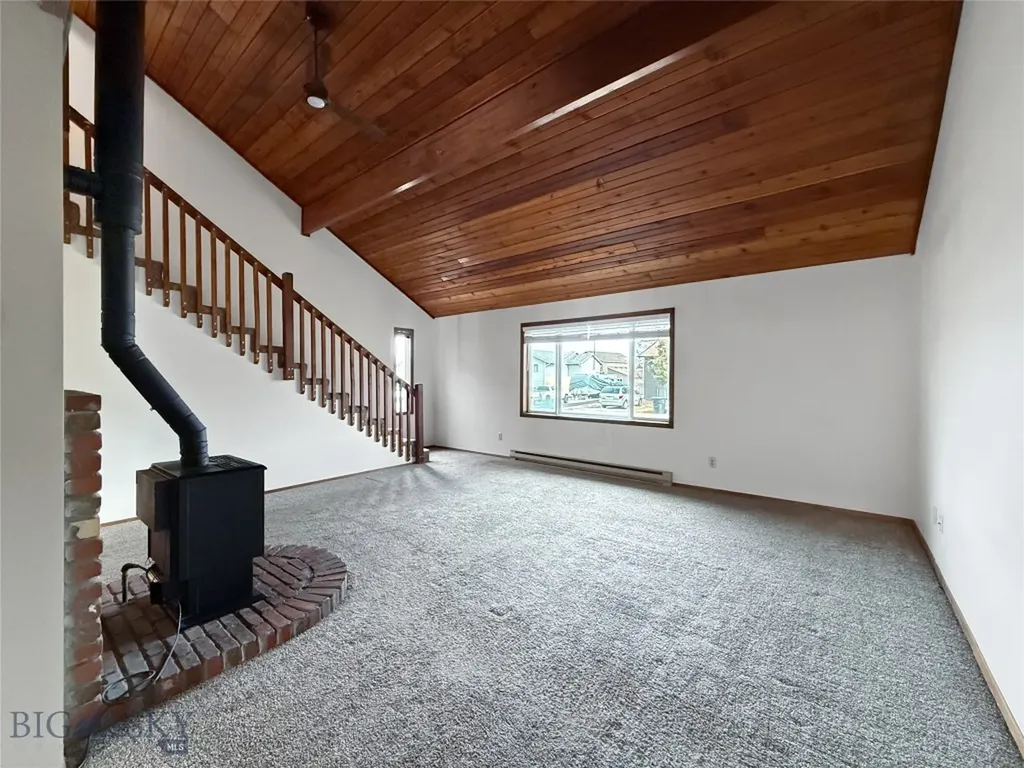 911 Jeanette Place Belgrade MT 59714