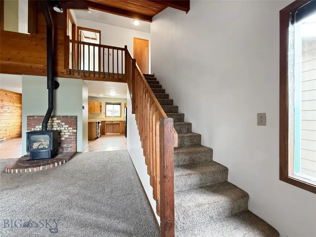 911 Jeanette Place Belgrade MT 59714