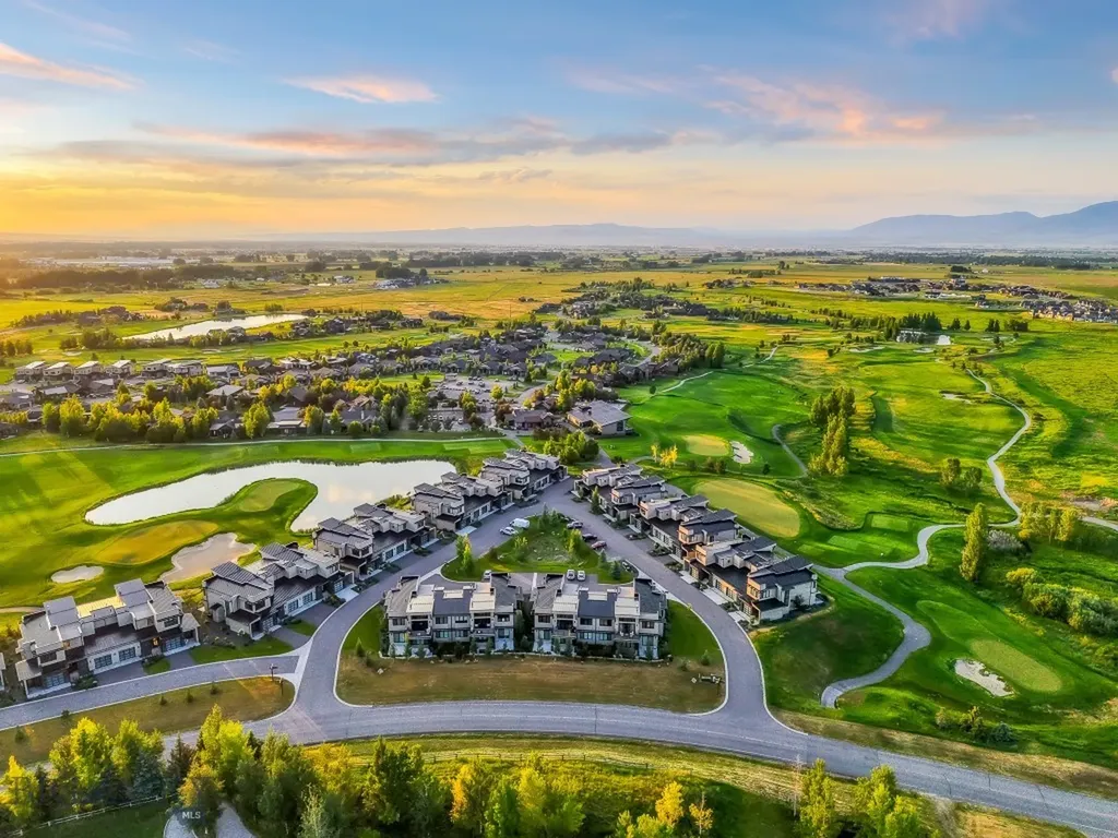 20 Caymus Lane Bozeman MT 59718