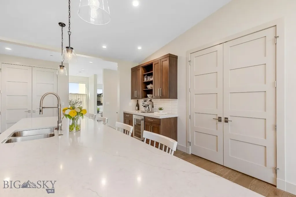 20 Caymus Lane Bozeman MT 59718