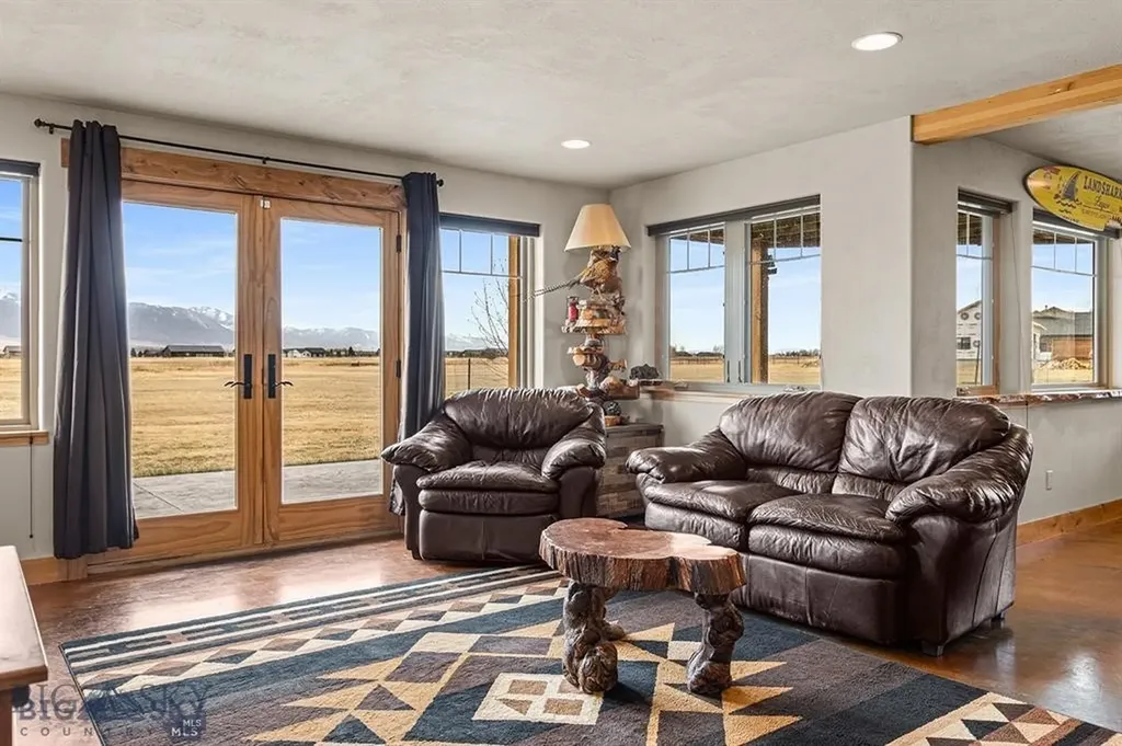 14 Cinnamon Teal Road Ennis MT 59729