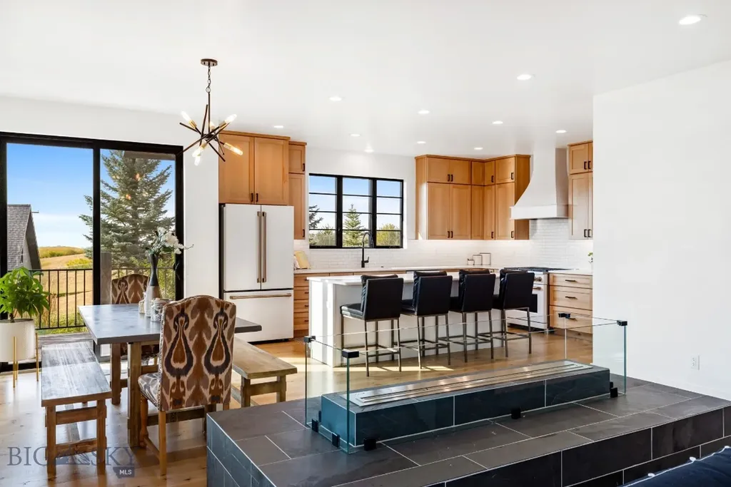 557 St Andrews Bozeman MT 59715