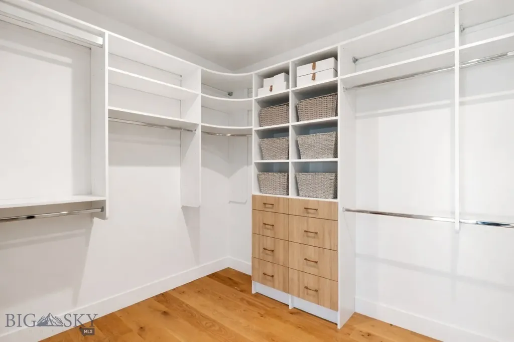 557 St Andrews Bozeman MT 59715