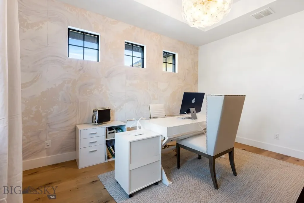 557 St Andrews Bozeman MT 59715