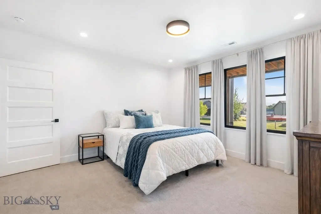 557 St Andrews Bozeman MT 59715