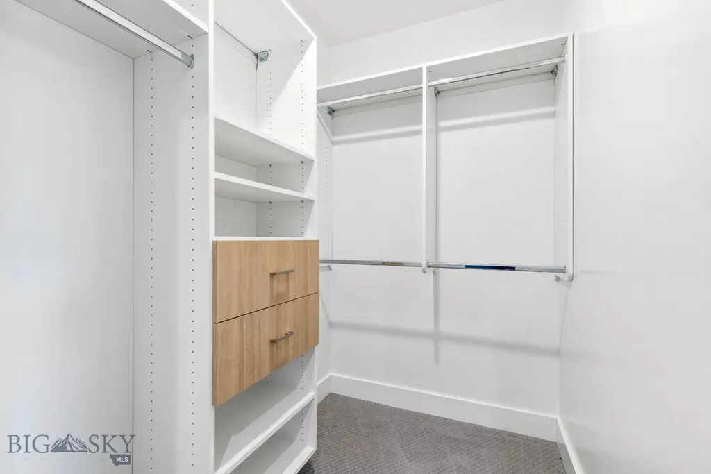 557 St Andrews Bozeman MT 59715