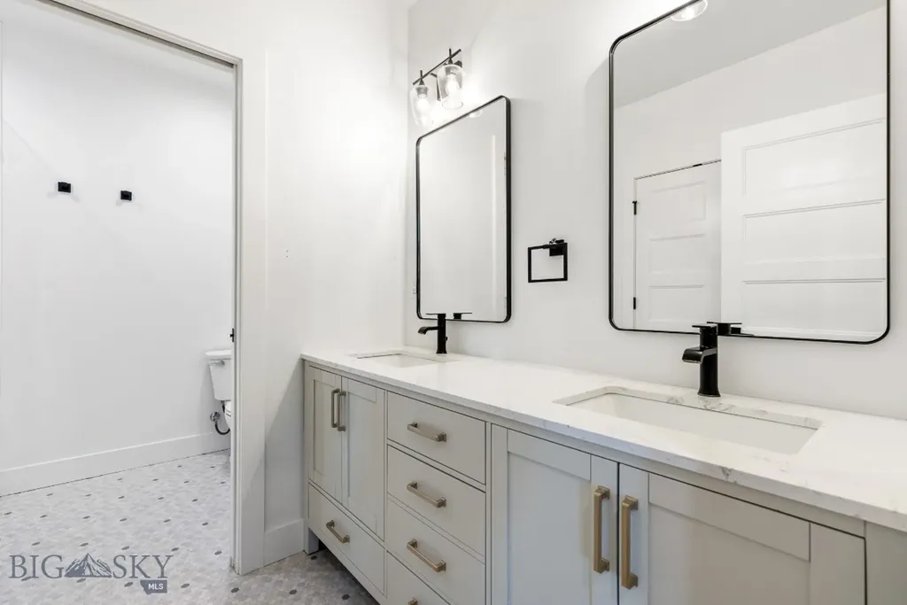 557 St Andrews Bozeman MT 59715