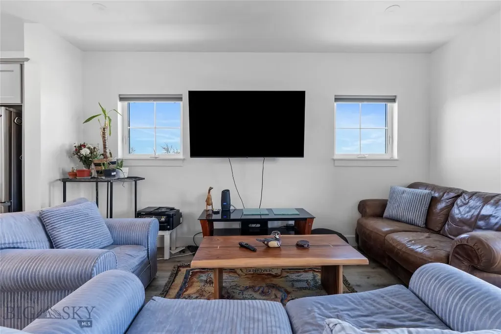 1602 Maple Lane Bozeman MT 59715