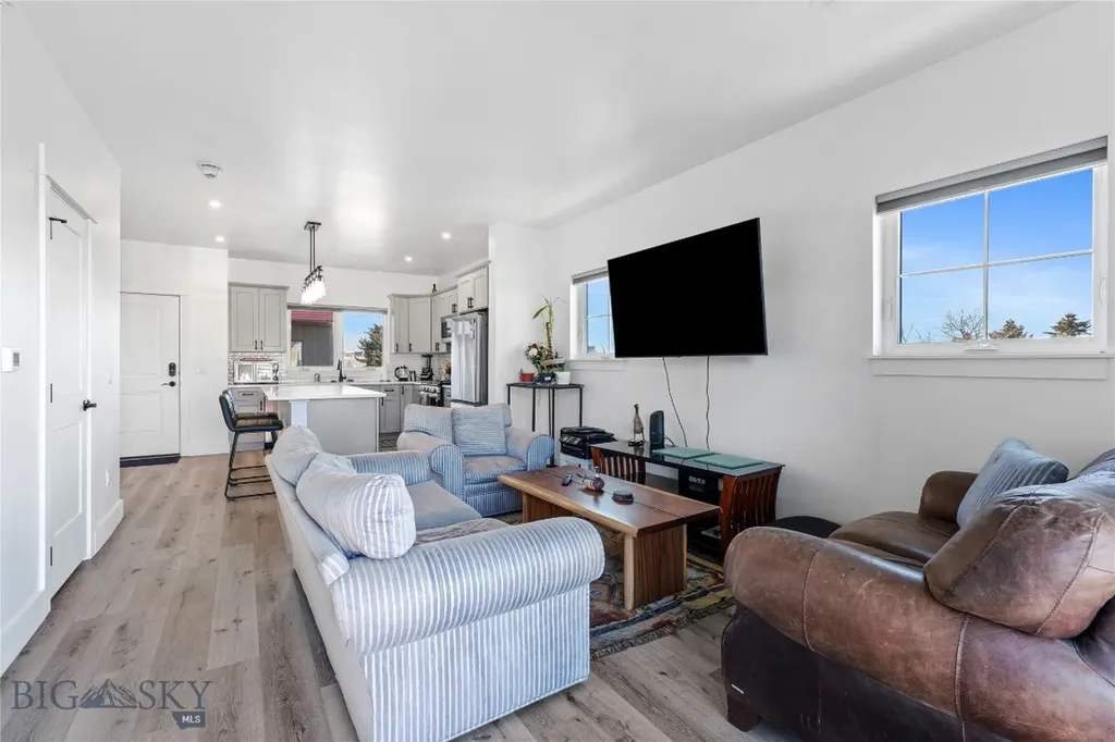 1602 Maple Lane Bozeman MT 59715