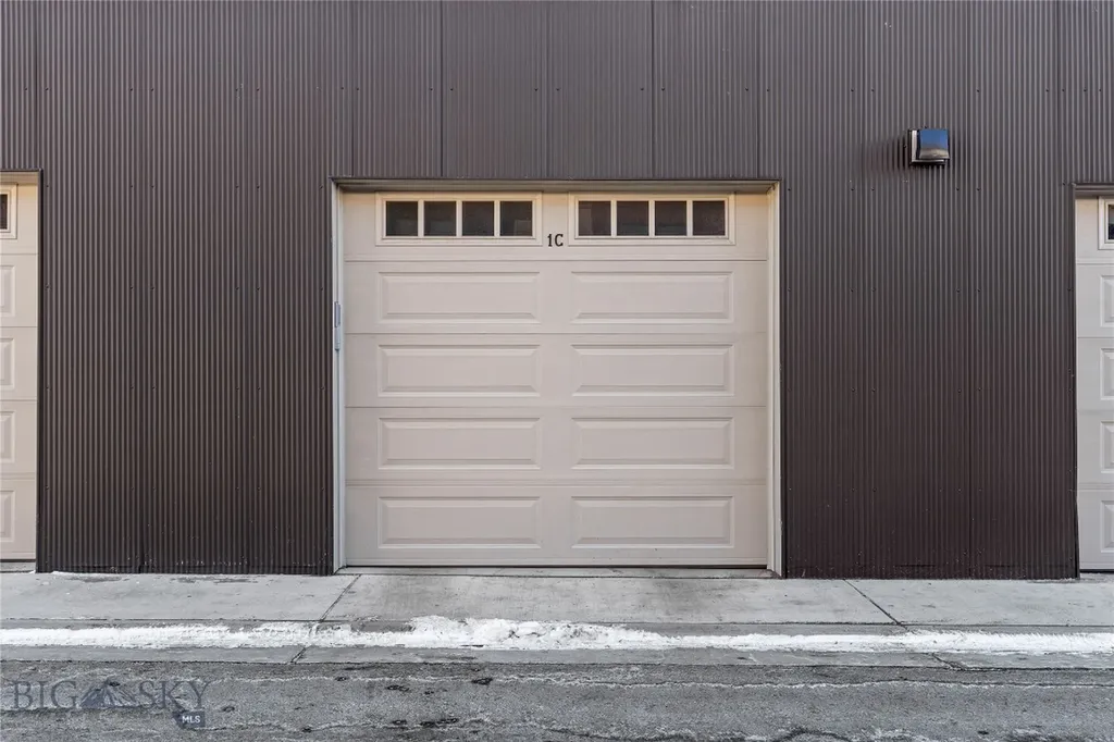 1602 Maple Lane Bozeman MT 59715