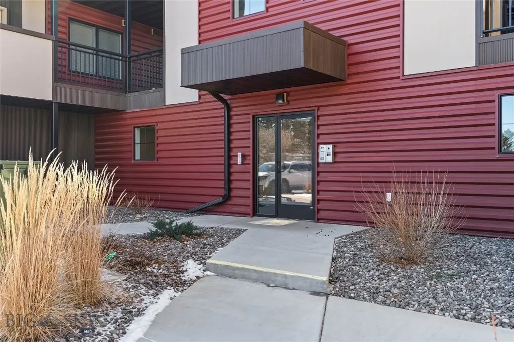 1602 Maple Lane Bozeman MT 59715