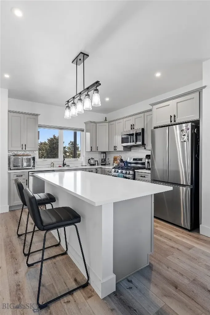 1602 Maple Lane Bozeman MT 59715