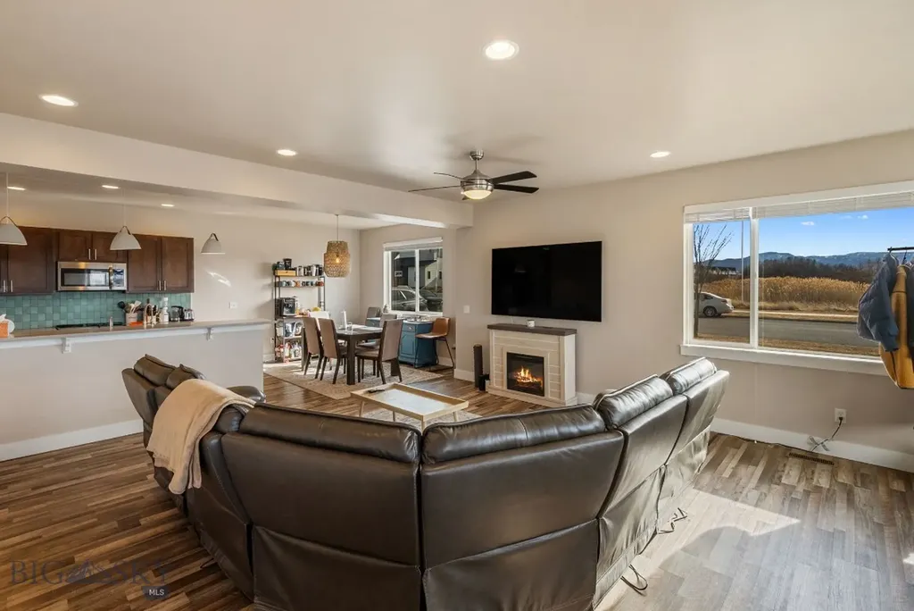 926 Abigail Lane Bozeman MT 59718