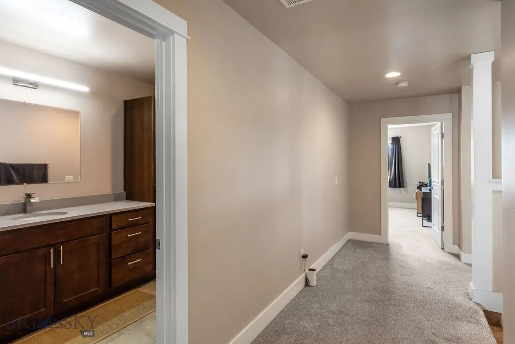926 Abigail Lane Bozeman MT 59718