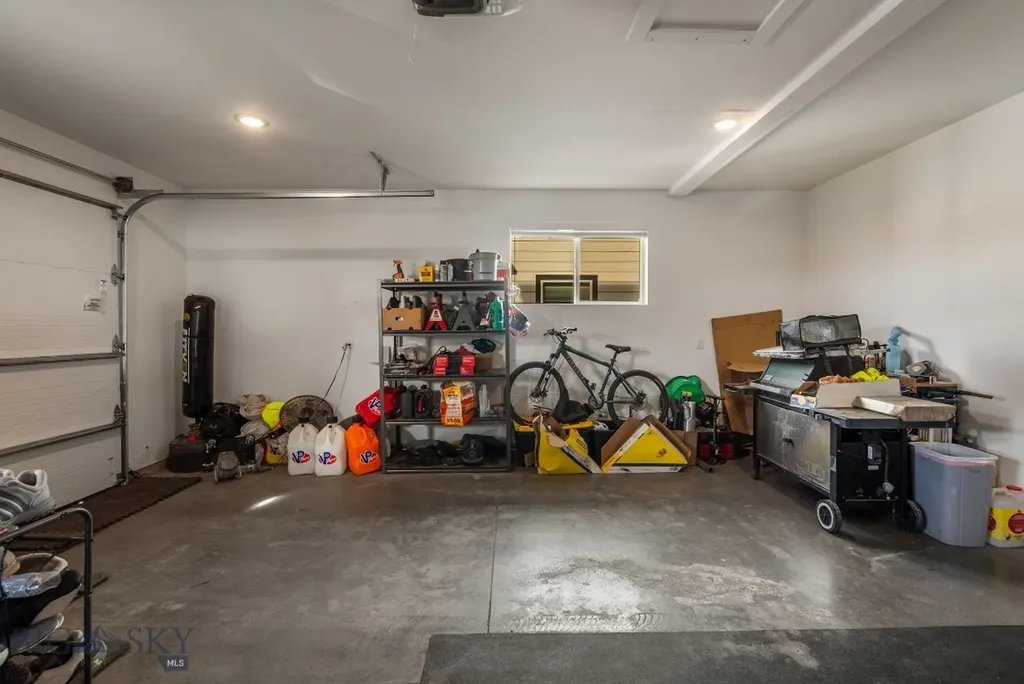 926 Abigail Lane Bozeman MT 59718