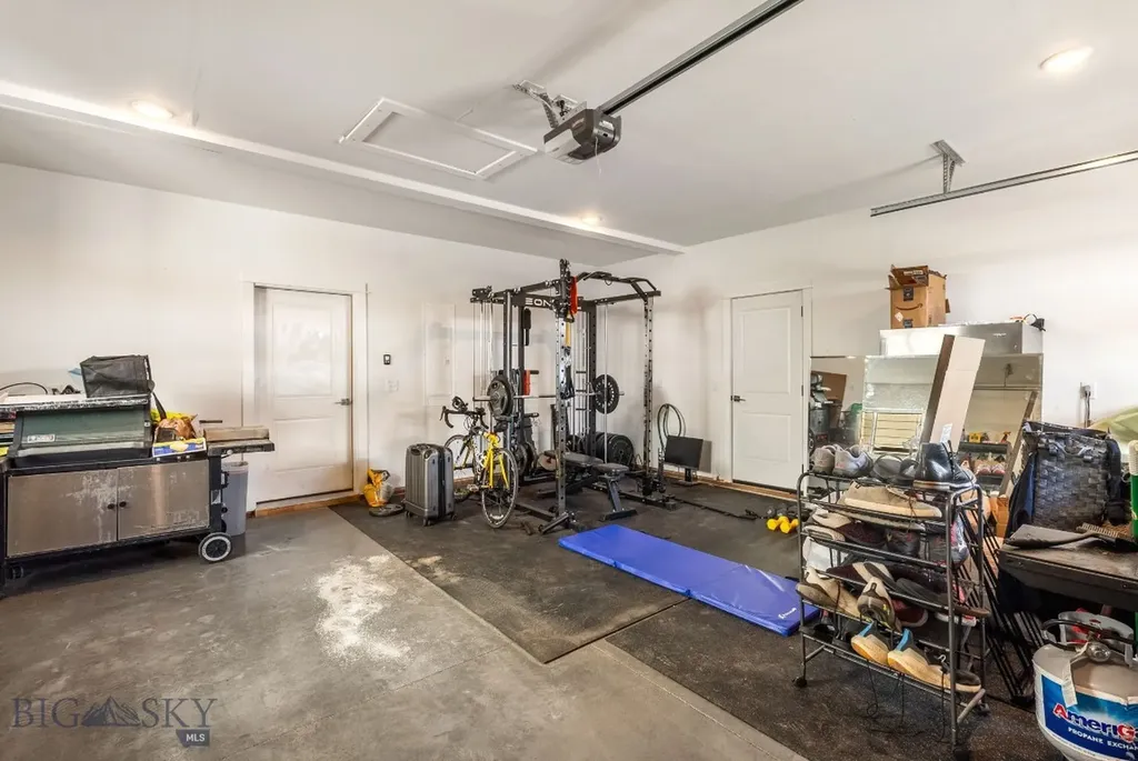 926 Abigail Lane Bozeman MT 59718