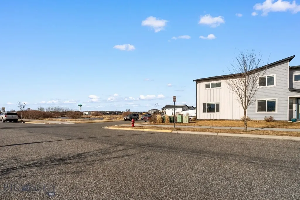 926 Abigail Lane Bozeman MT 59718