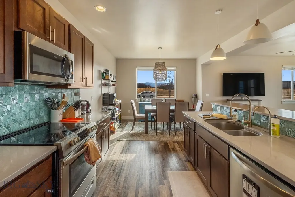 926 Abigail Lane Bozeman MT 59718