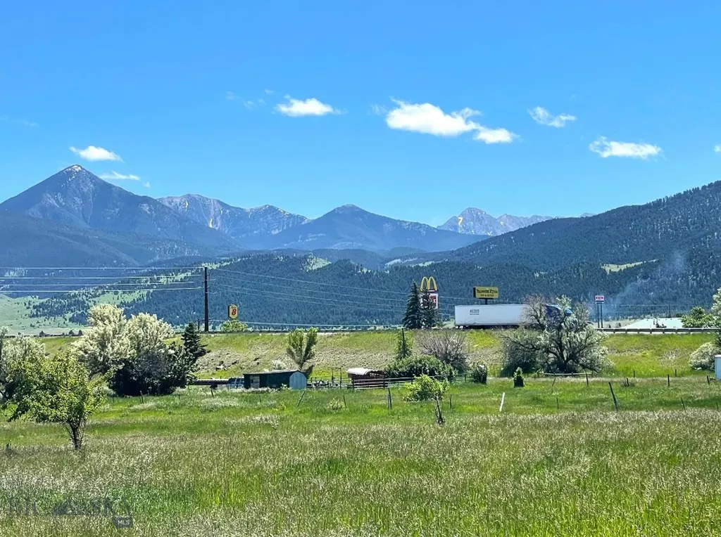 9 & 21 Rogers Lane Livingston MT 59047