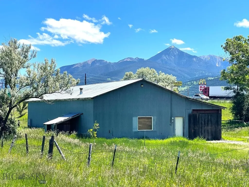 9 & 21 Rogers Lane Livingston MT 59047