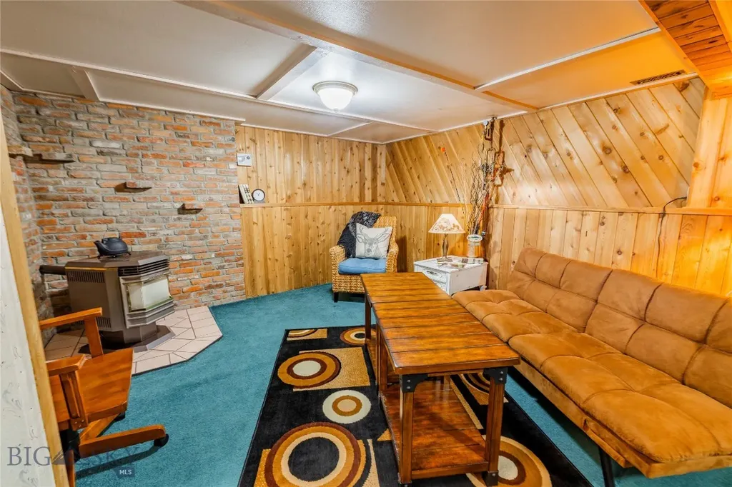 821 E 6th Street Anaconda MT 59711