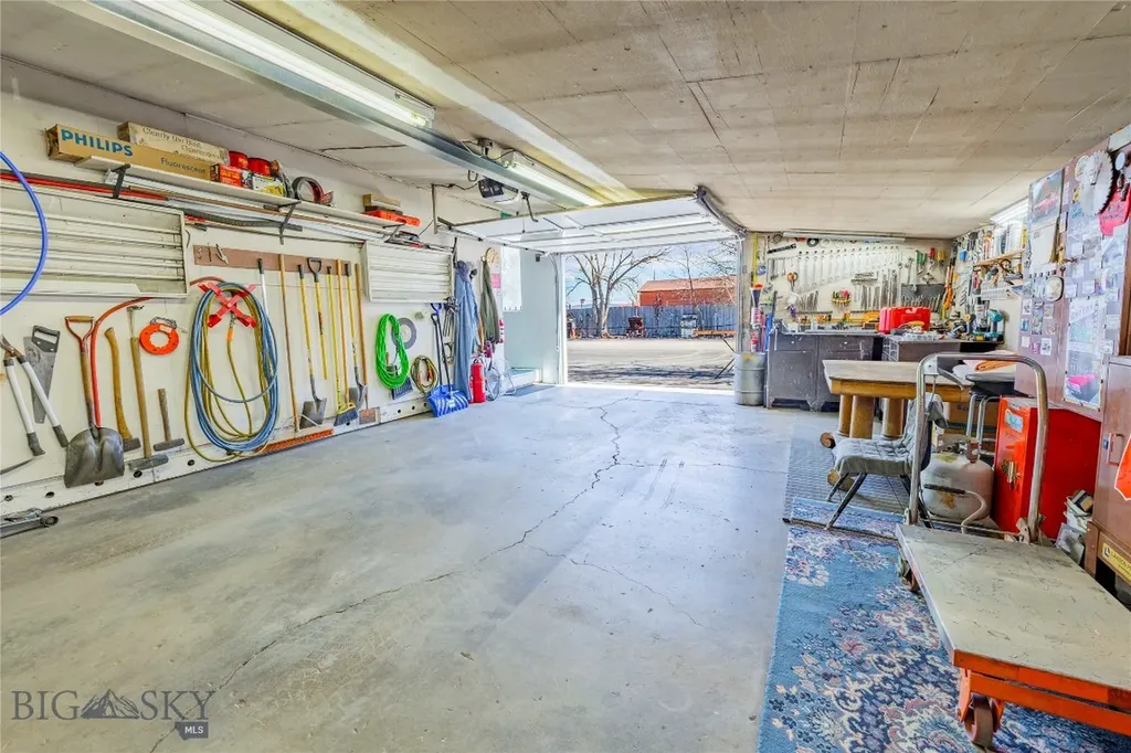 821 E 6th Street Anaconda MT 59711