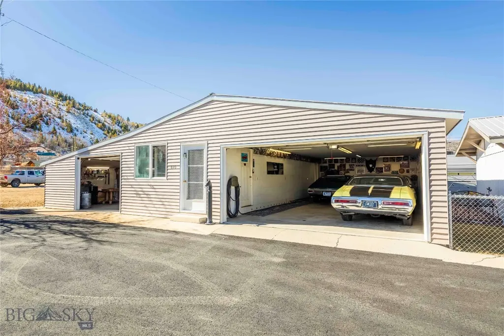 821 E 6th Street Anaconda MT 59711