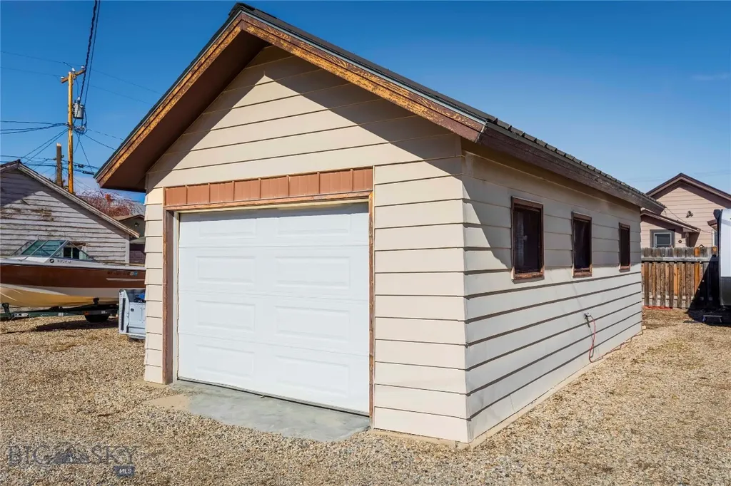 821 E 6th Street Anaconda MT 59711