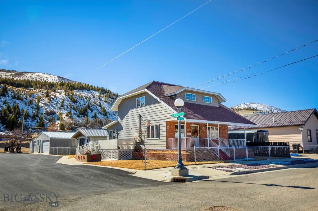 821 E 6th Street Anaconda MT 59711