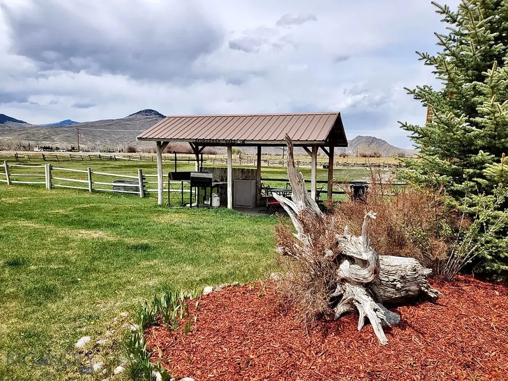 540 Main Street Melrose MT 59743