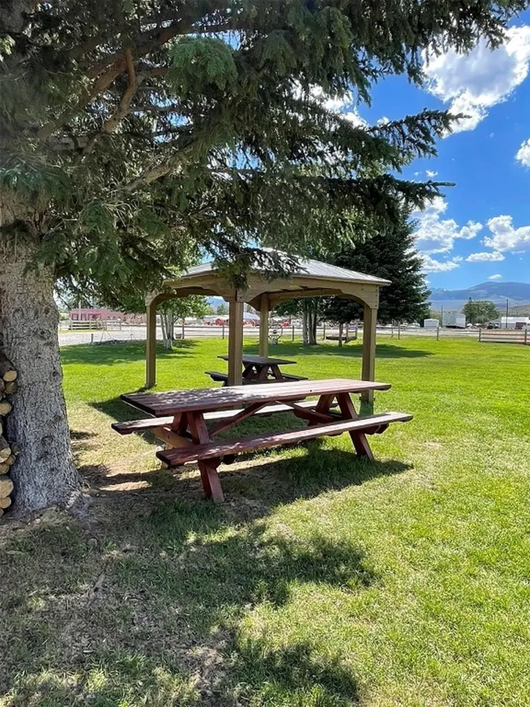 540 Main Street Melrose MT 59743