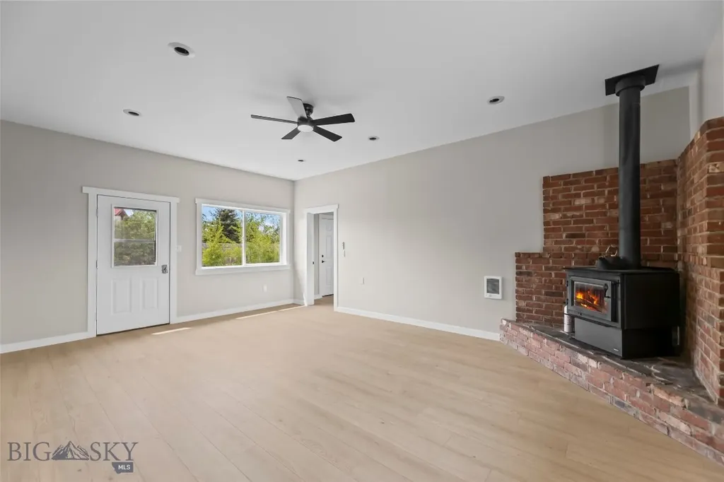 108 Violet Road Bozeman MT 59718