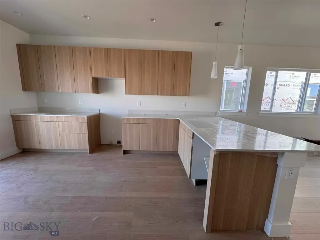807 Spaniel Lane Belgrade MT 59714