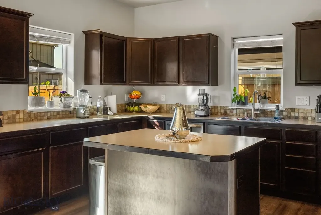 113 S Reliance Avenue Bozeman MT 59718