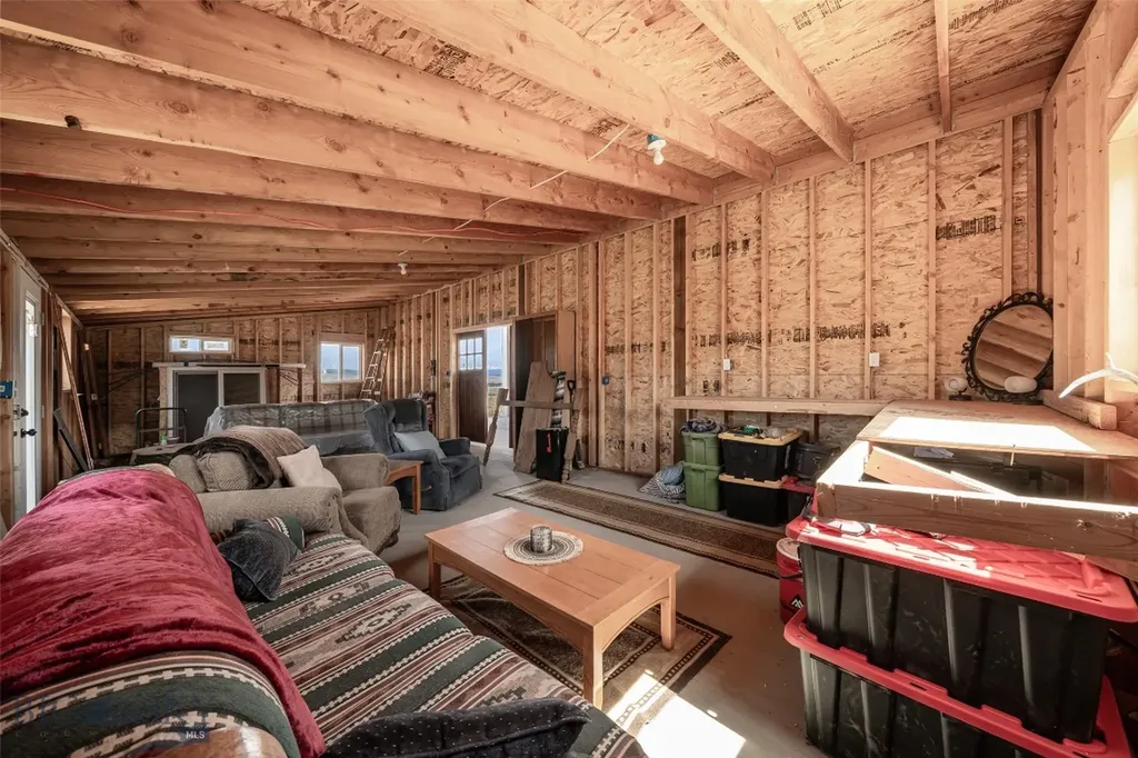 137 Buffalo Trail Livingston MT 59047