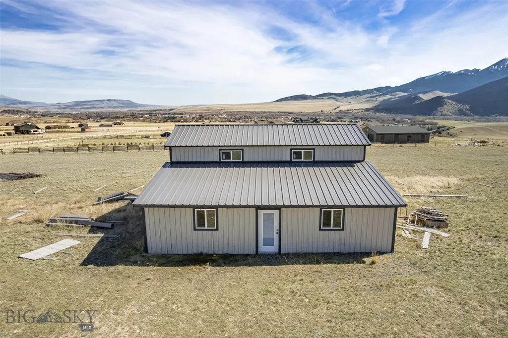137 Buffalo Trail Livingston MT 59047