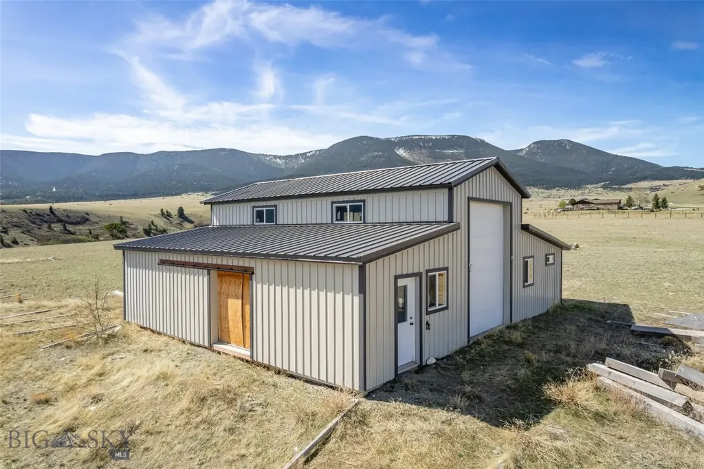 137 Buffalo Trail Livingston MT 59047