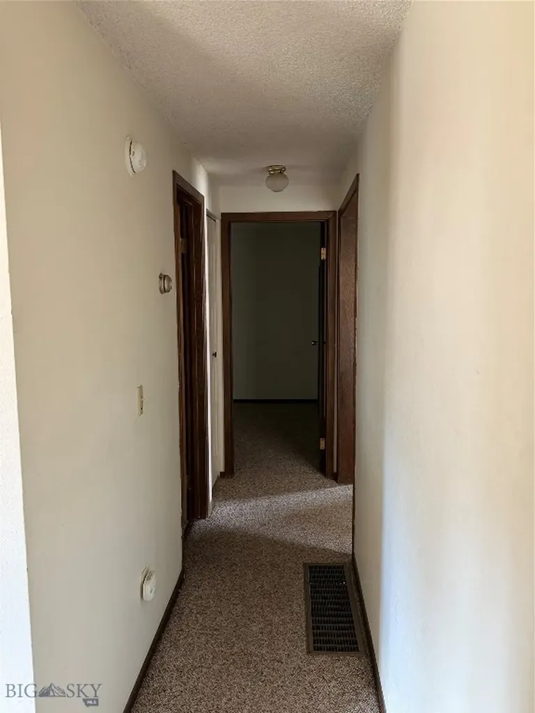 1206 E Glendale Street Dillon MT 29725