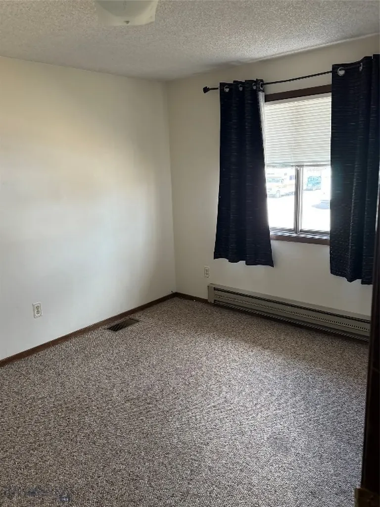 1206 E Glendale Street Dillon MT 29725