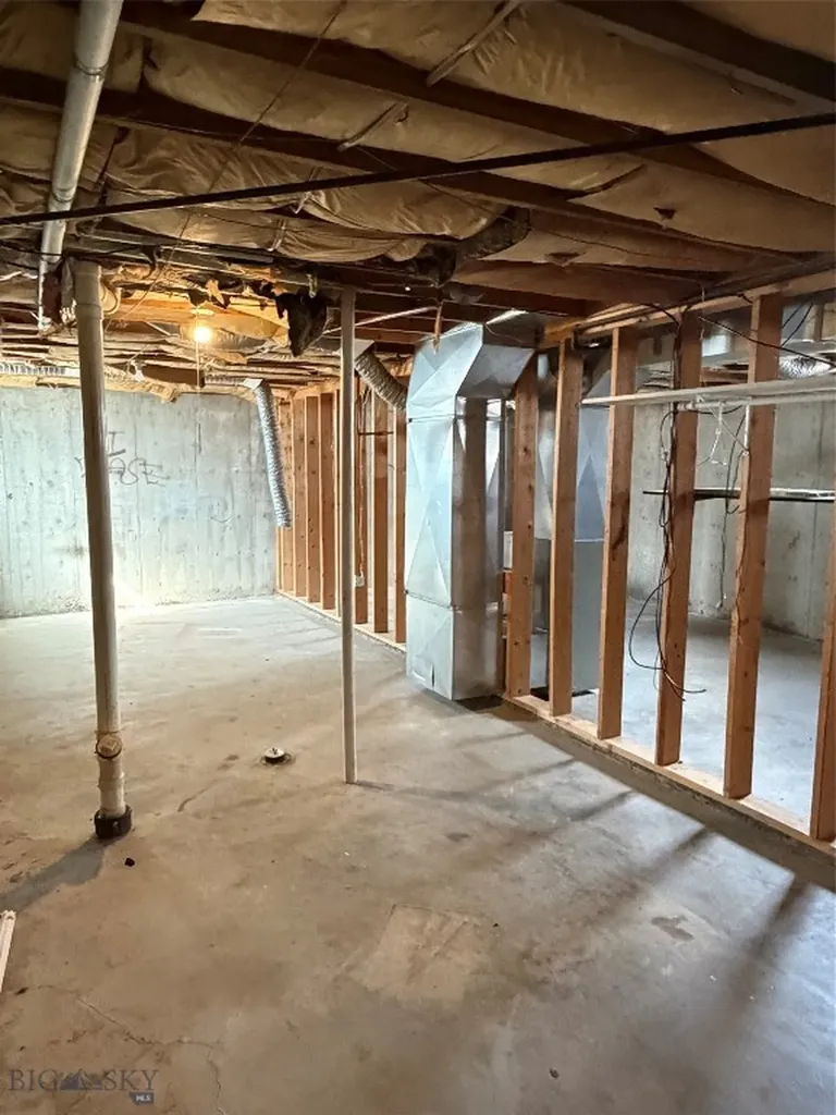 1206 E Glendale Street Dillon MT 29725