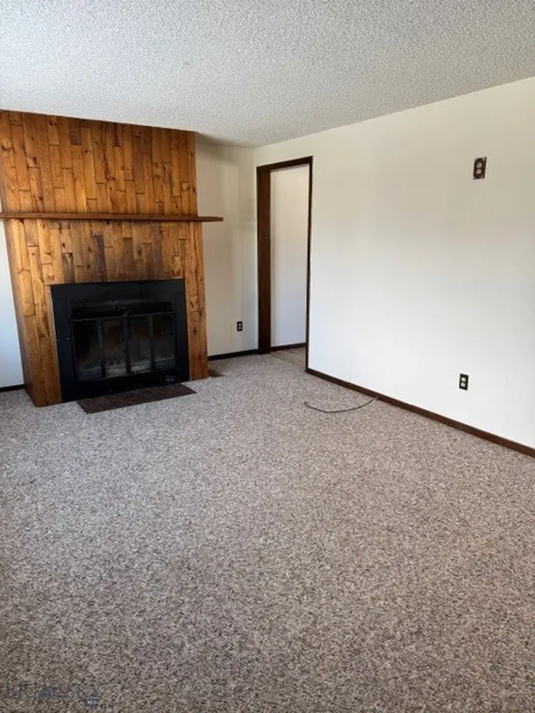 1206 E Glendale Street Dillon MT 29725