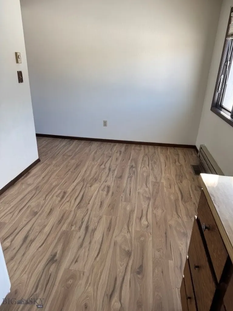 1206 E Glendale Street Dillon MT 29725