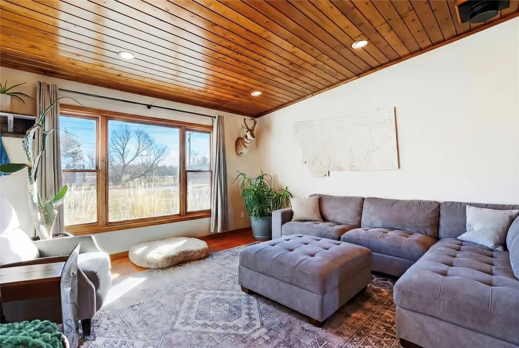 875 Nixon Gulch Road Manhattan MT 59741