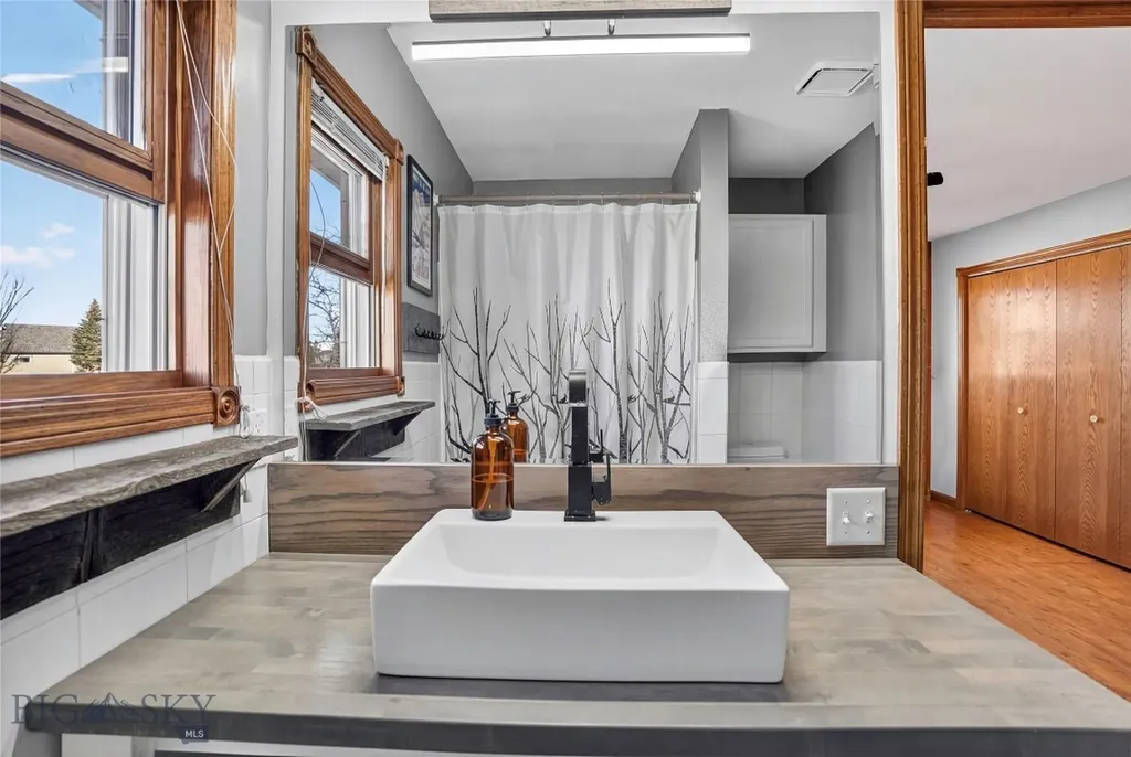875 Nixon Gulch Road Manhattan MT 59741