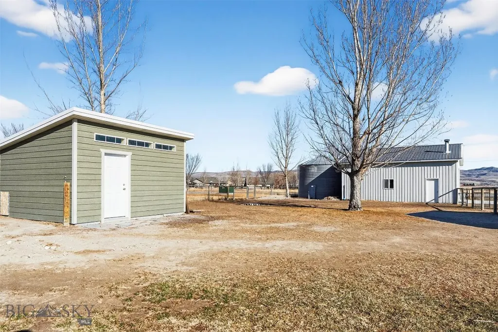875 Nixon Gulch Road Manhattan MT 59741