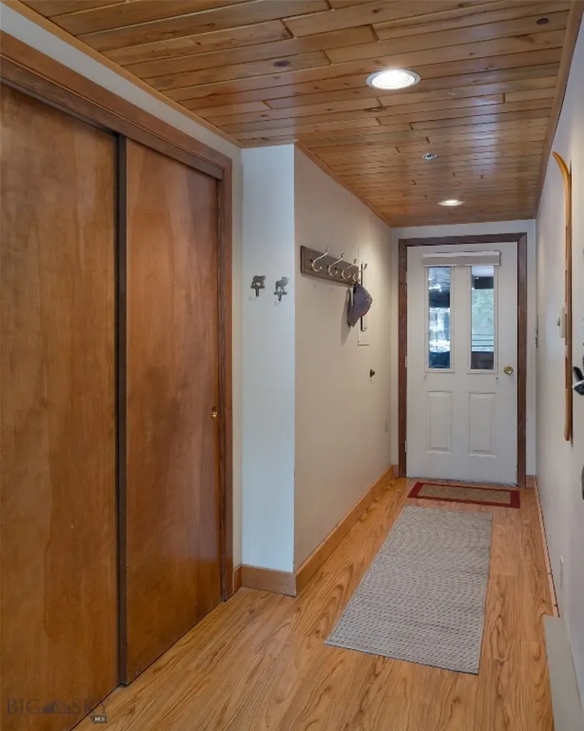 13 Heavy Runner Road Unit #1725 Big Sky MT 59716