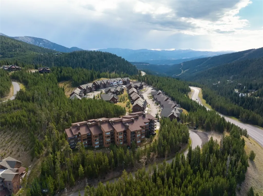 13 Heavy Runner Road Unit #1725 Big Sky MT 59716