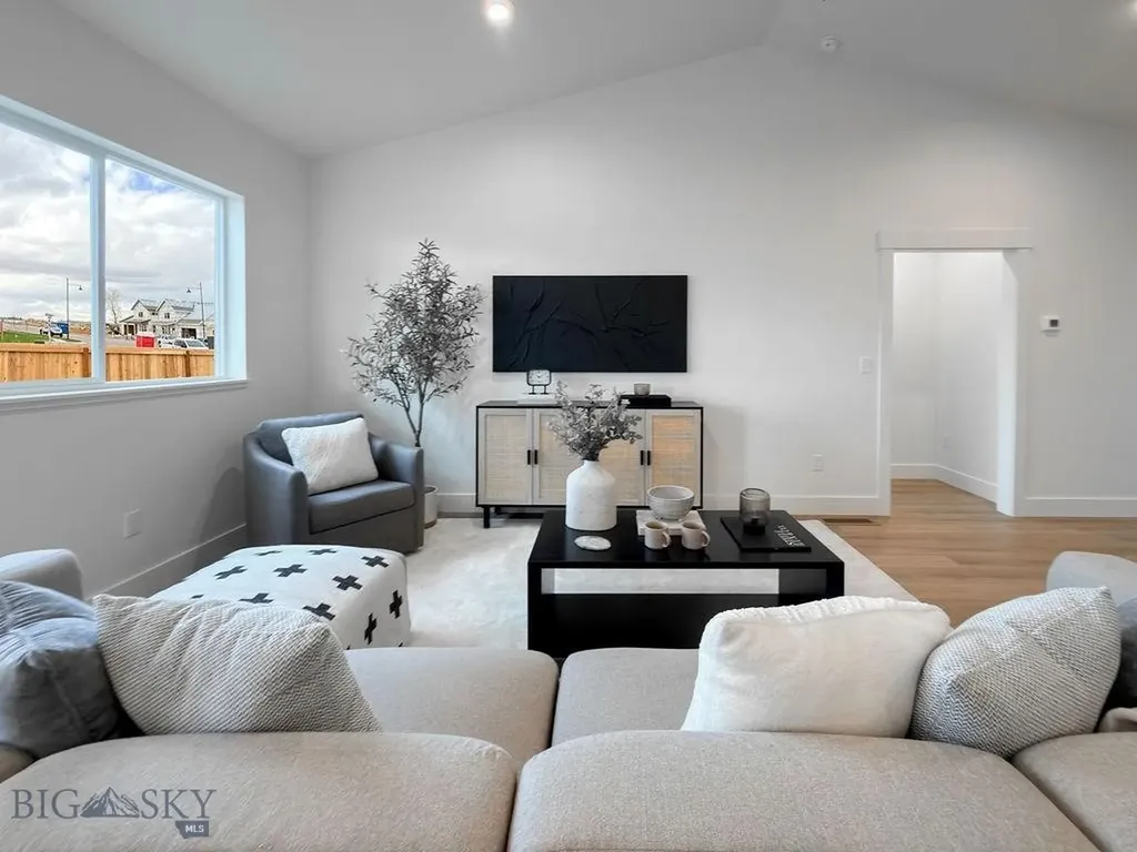 864 Accolade Loop Belgrade MT 59714