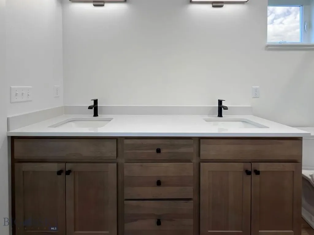 864 Accolade Loop Belgrade MT 59714