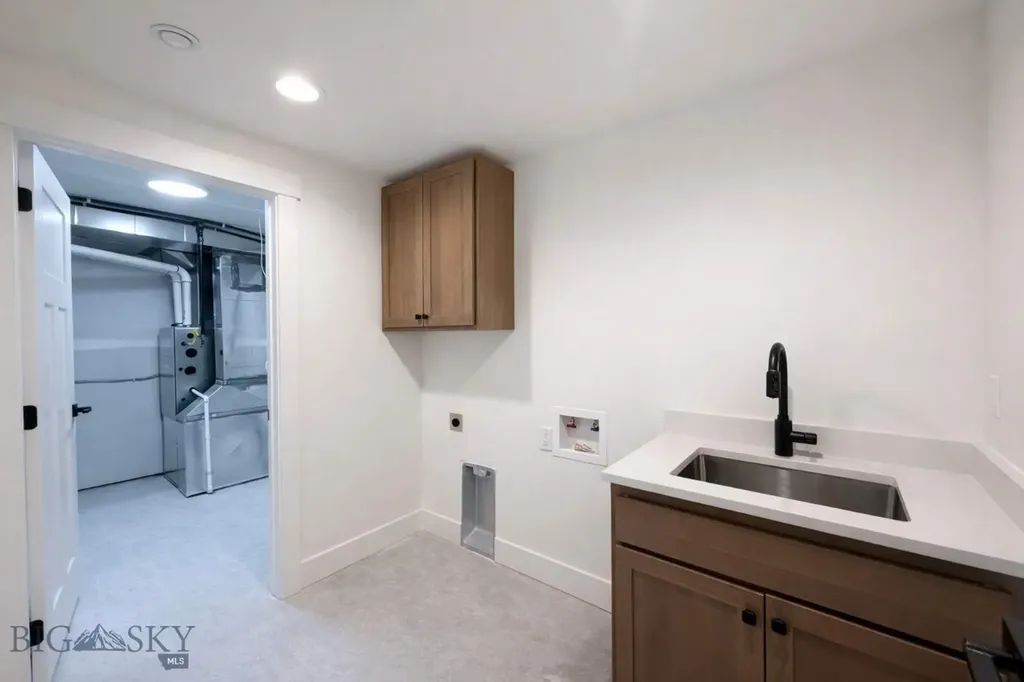 864 Accolade Loop Belgrade MT 59714